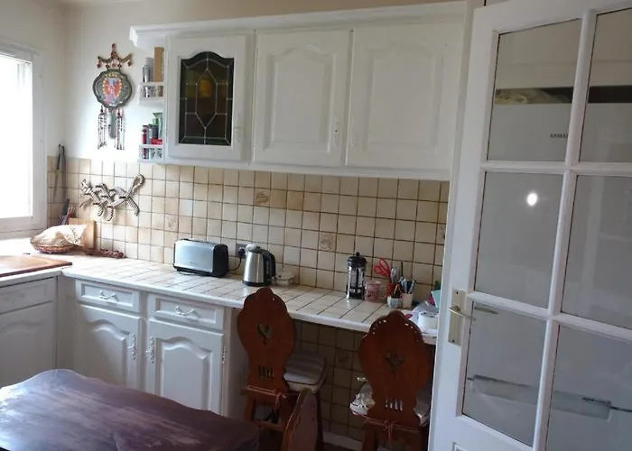 Private 1 Bedroom Flat In * Le Pecq